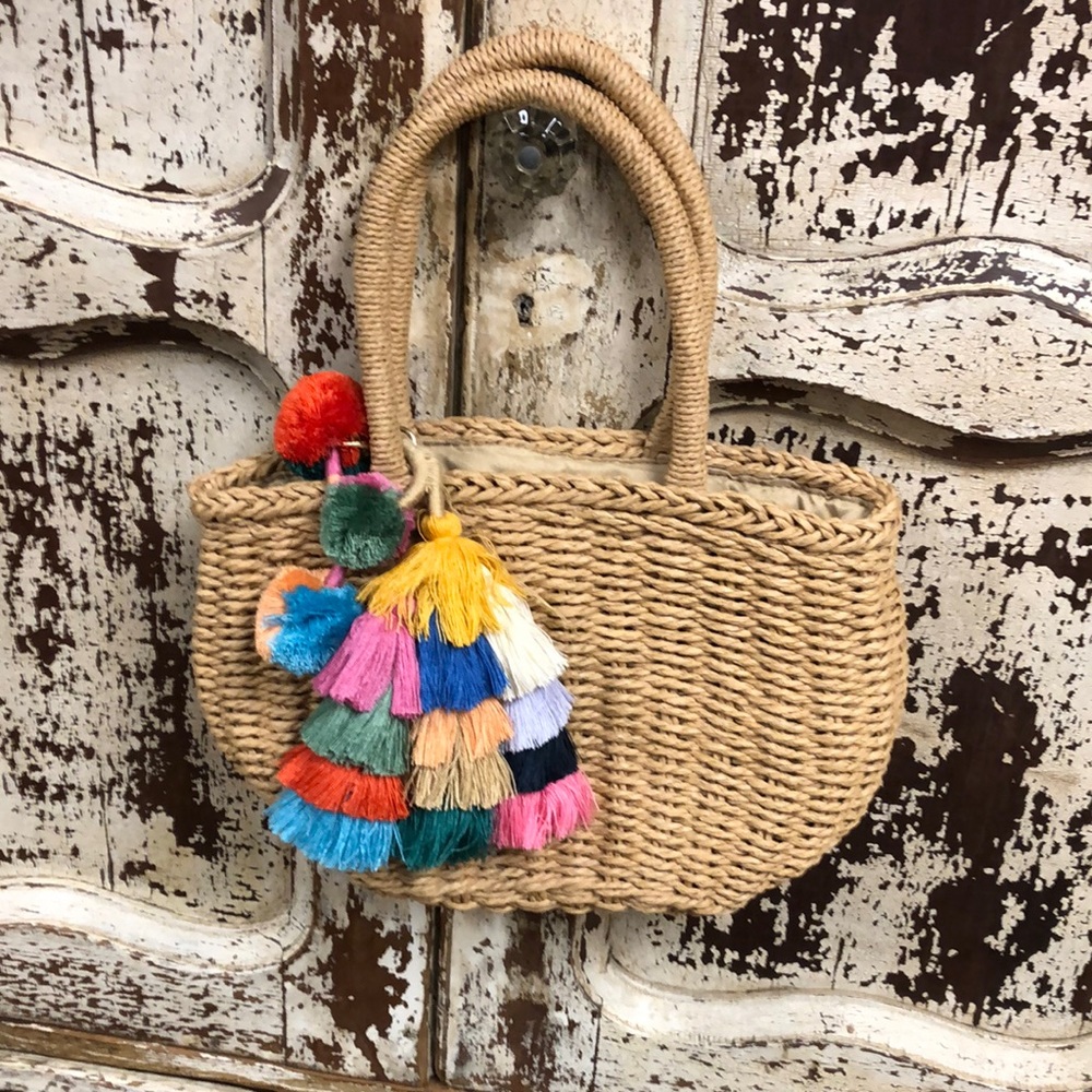 Small Beach Purse w/Clip On Tassle Key Chain
